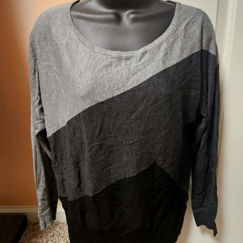 New York & Company Gray and Black Color Block Crew Neck Sweater